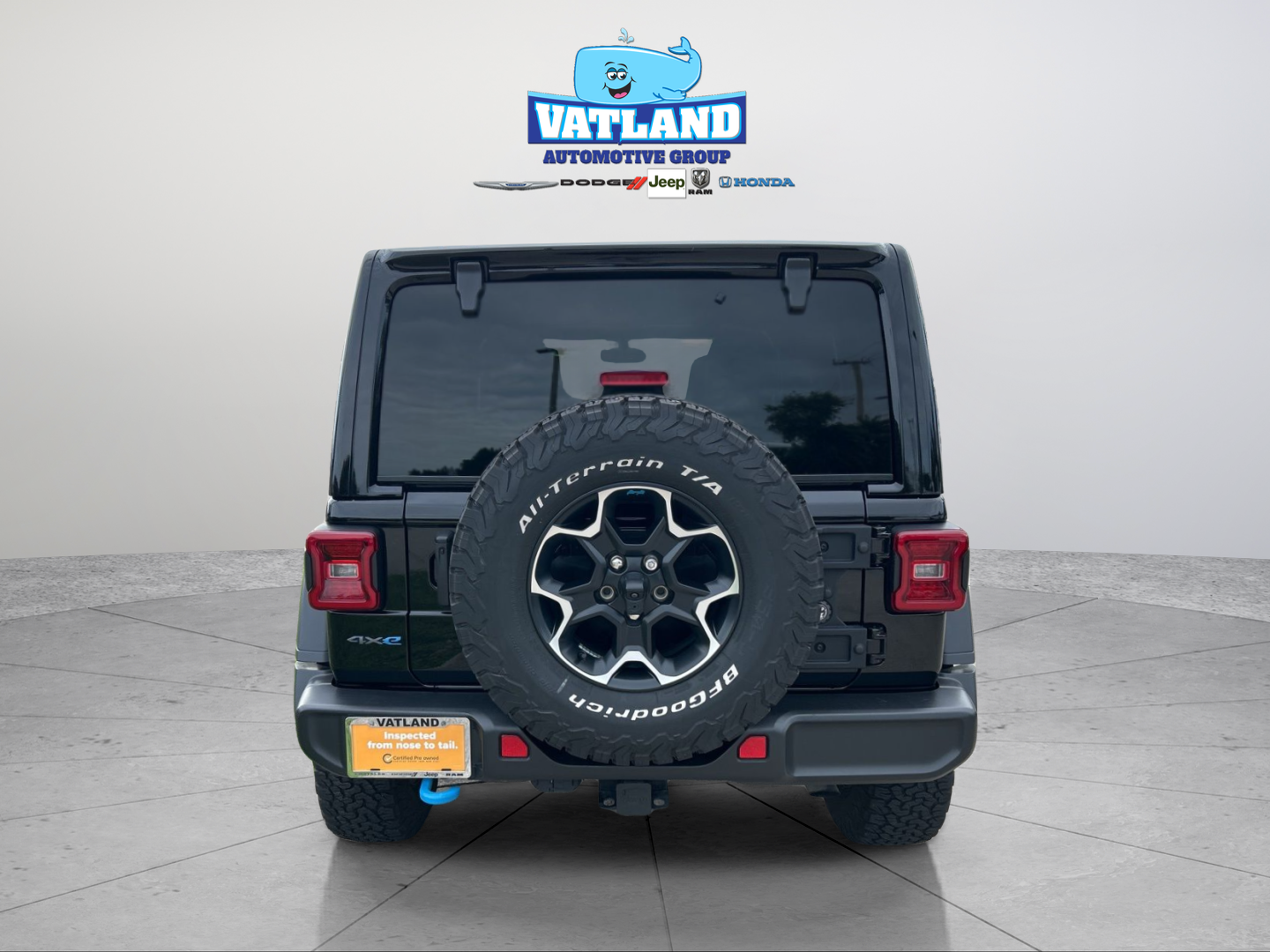 Used 2023 Black Jeep  image 4
