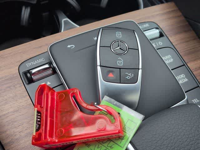 Used 2026 Cirrus Silver Metallic Mercedes-Benz GLE 450 image 36