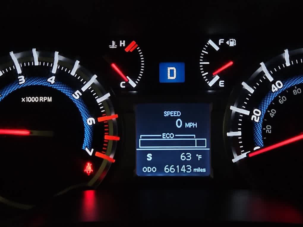 Used 2019 Classic Silver Metallic Toyota Limited image 9
