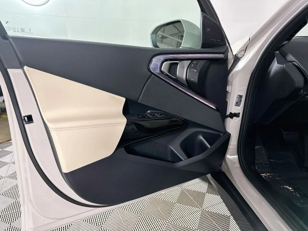 New 2026 Gray Metallic BMW 30 xDrive image 21