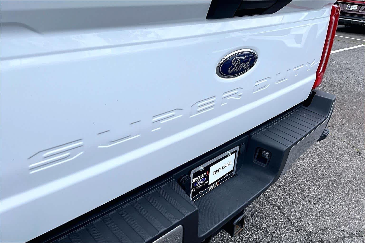 Used 2026 Oxford White Ford XLT image 30