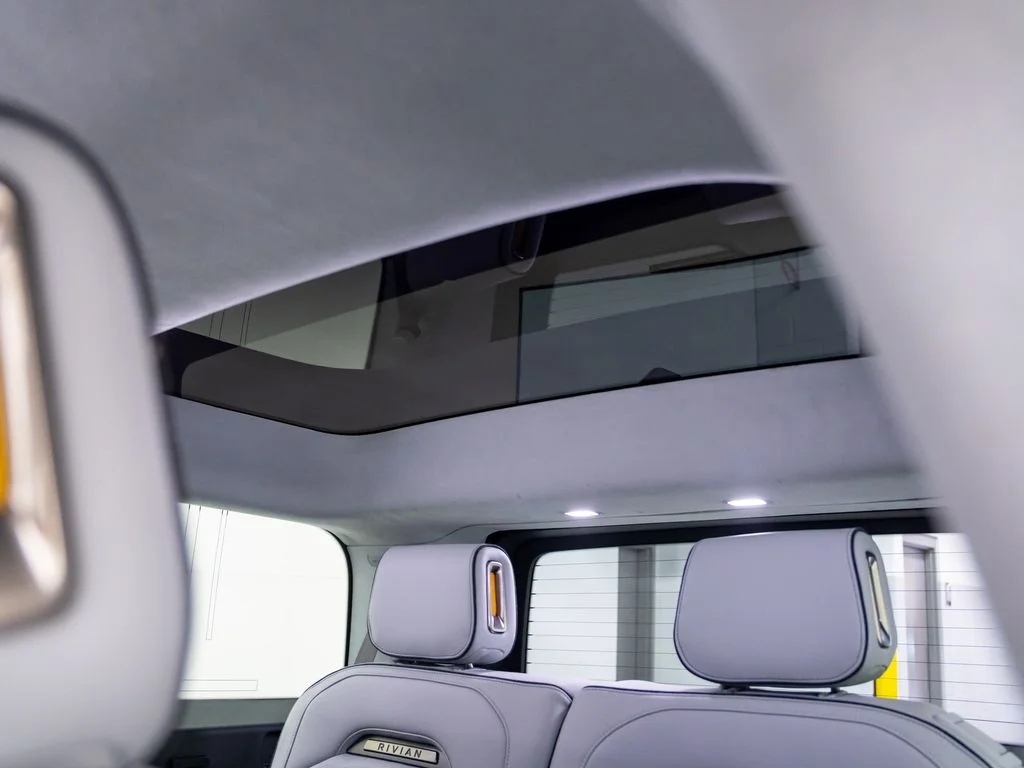 Used 2023  Rivian Adventure image 19