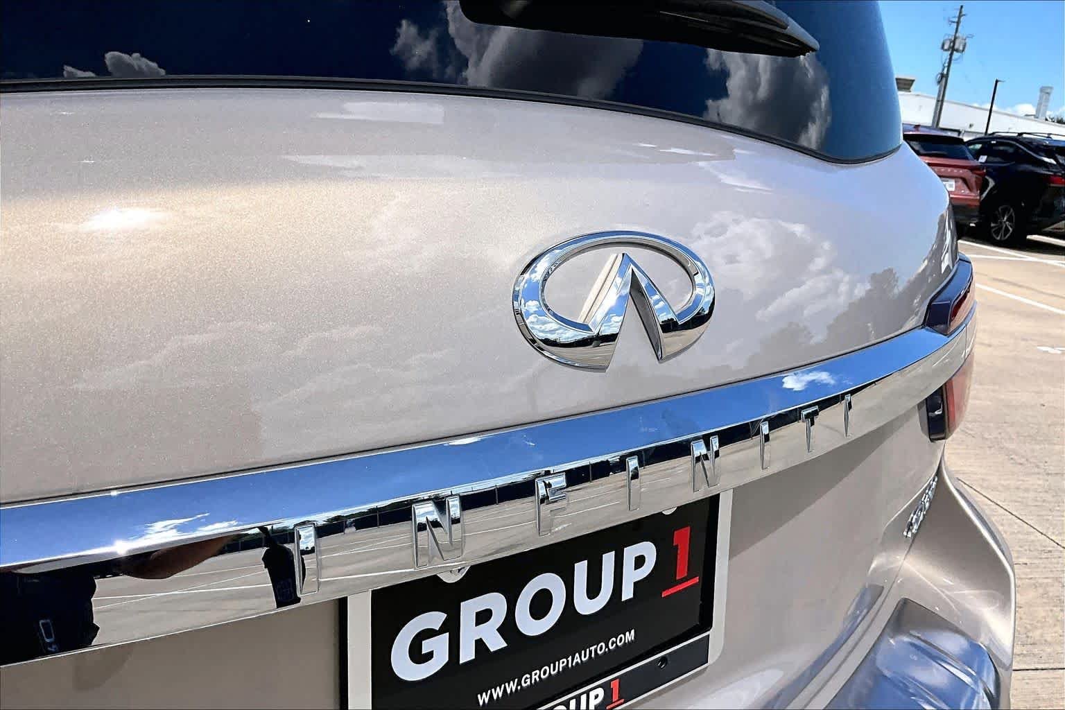 Used 2023 Champagne Quartz INFINITI SENSORY image 31