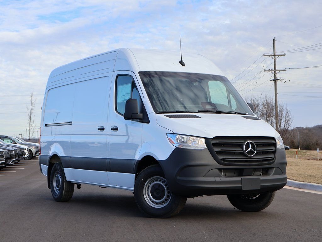 2026 Mercedes-Benz Sprinter 2500 144 WB's photo