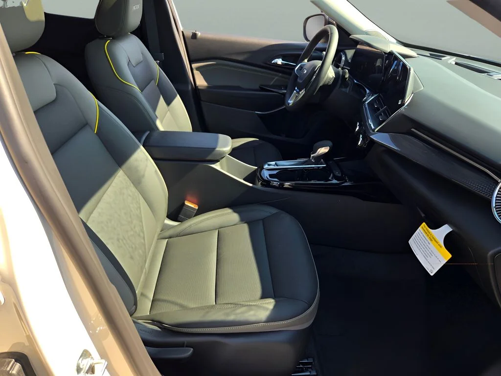 New 2026 White Chevrolet ACTIV image 7