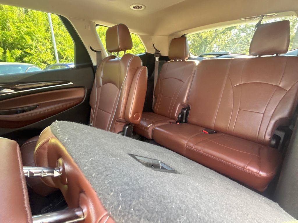 Used 2020 White Buick Avenir image 15