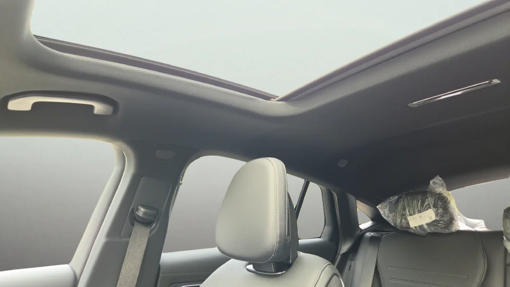 New 2027 Graphite Grey Metallic Mercedes-Benz GLC 300 Coupe image 42