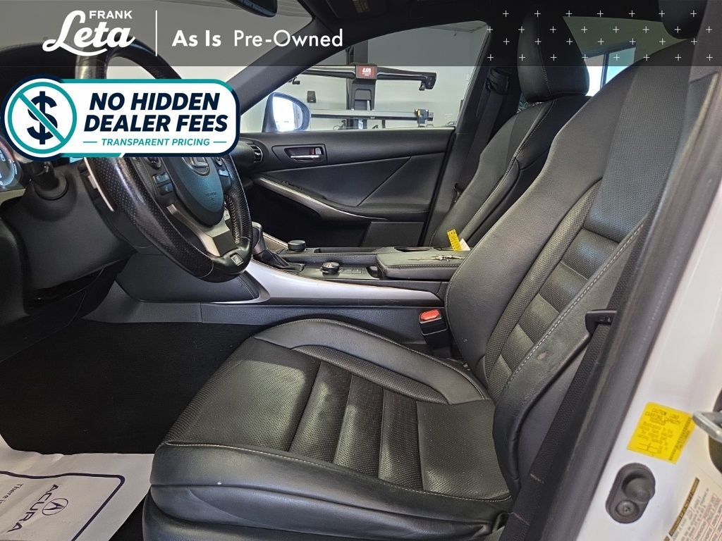 Used 2016 Ultra White Lexus  image 13