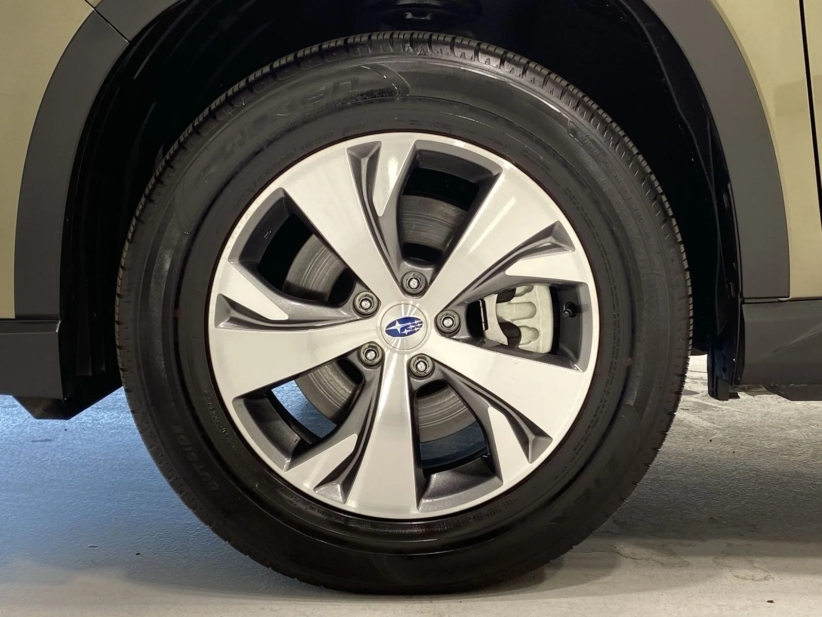 2025 Subaru Ascent Premium - Photo 10