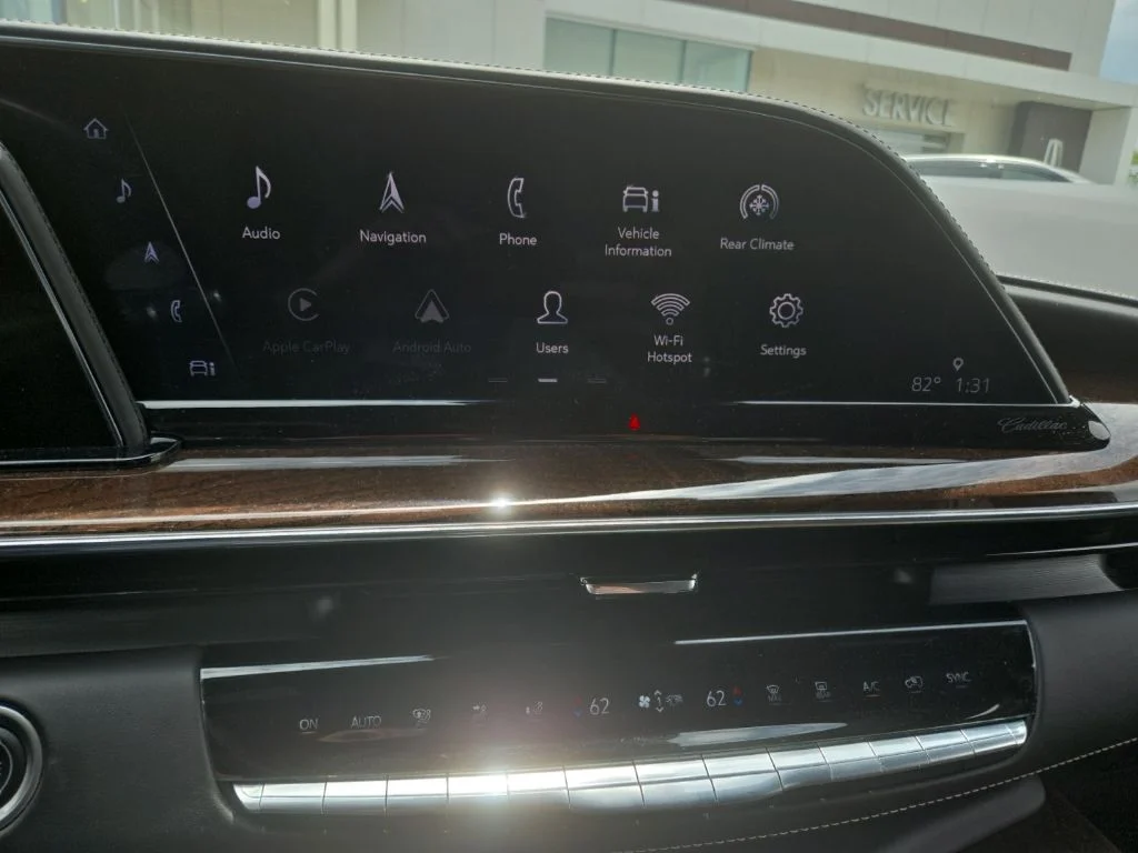 Used 2021 Red Cadillac Sport Platinum image 10