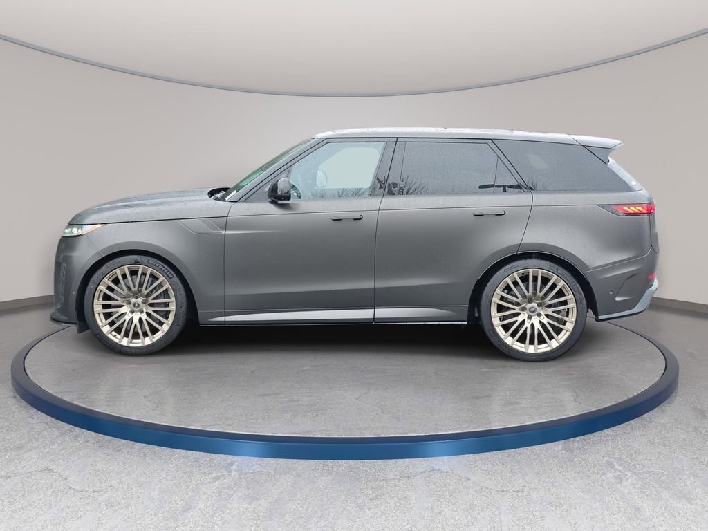 New 2025 Match-to-Sample Black in Satin finish LAND ROVER SV Edition Two image 8