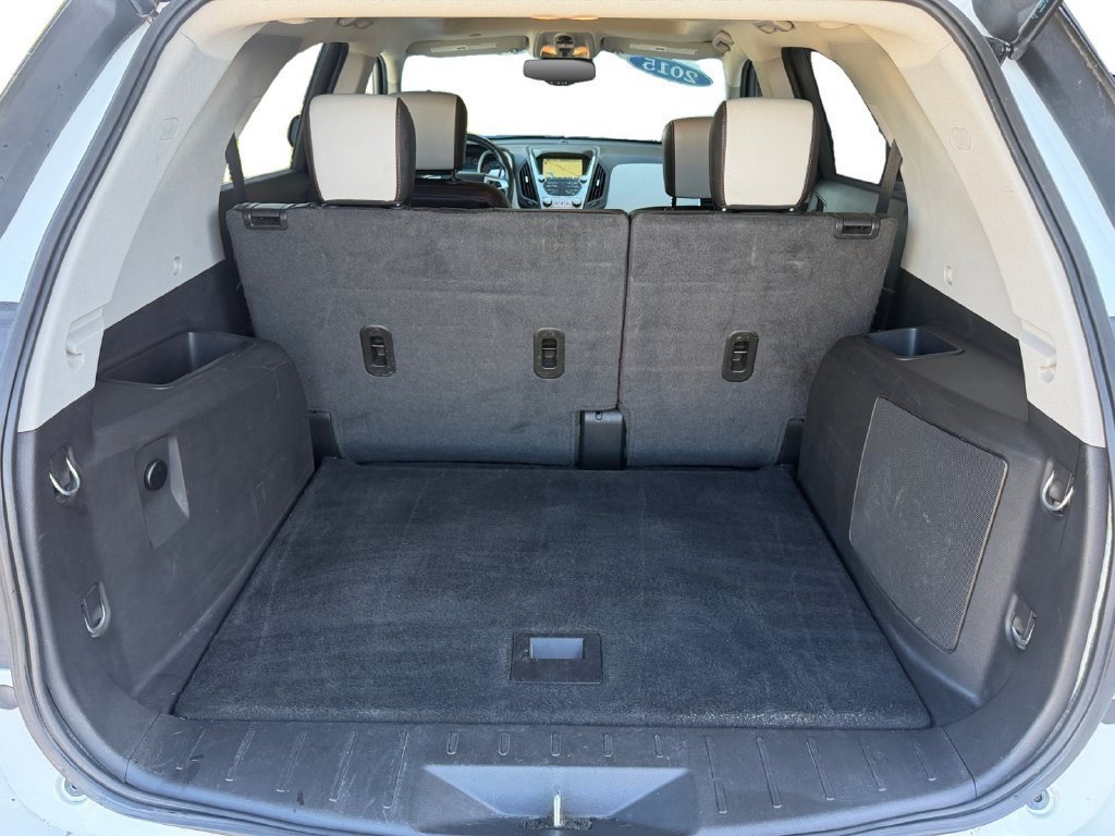 Used 2015 SUMMIT WHITE Chevrolet LT image 14