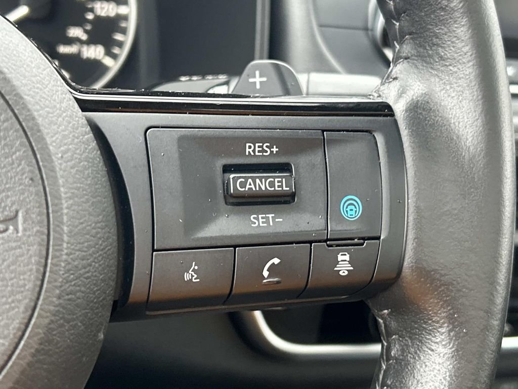 Used 2023 White Nissan SV image 22