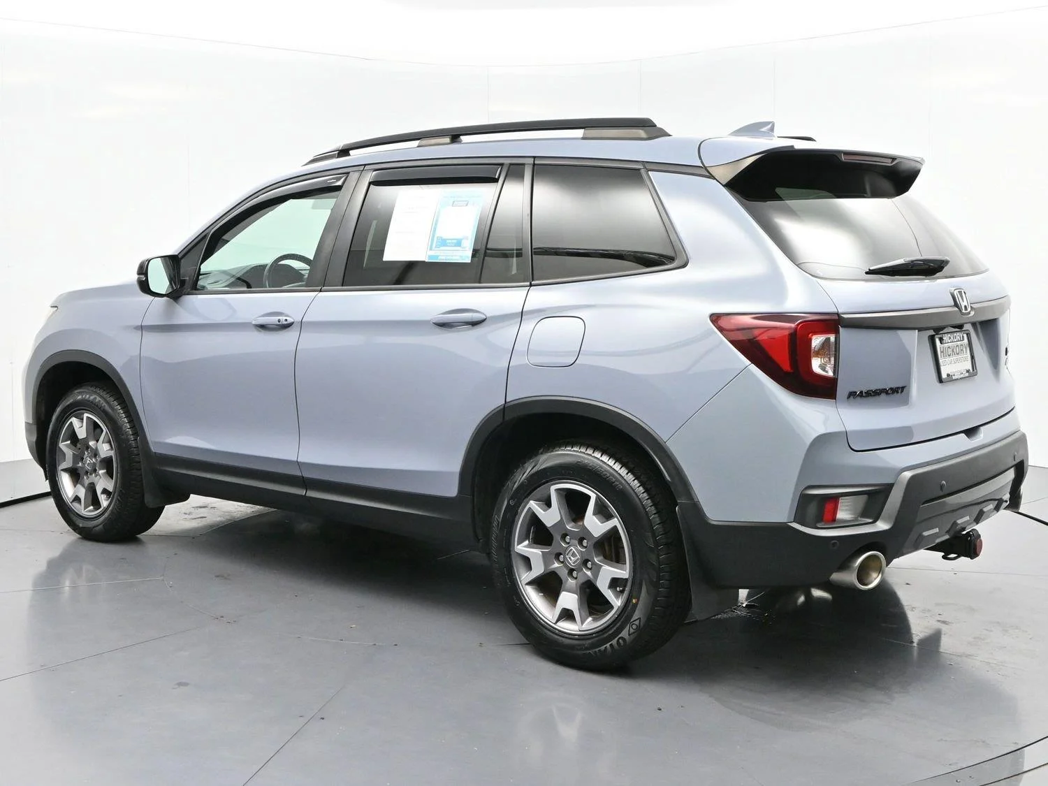 Used 2022 Sonic Gray Pearl Honda TrailSport AWD image 5