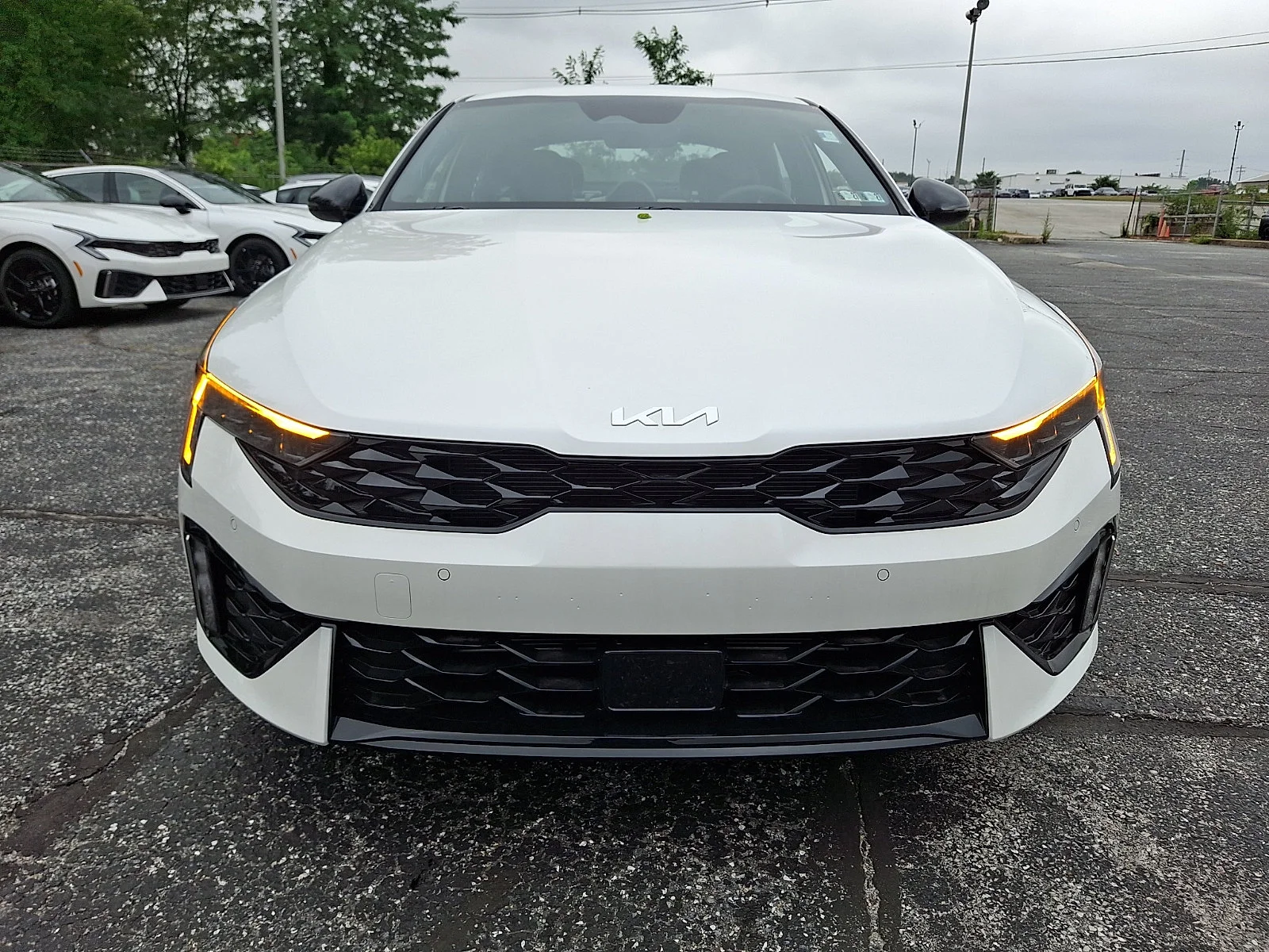 New 2026 White Kia GT-Line image 3
