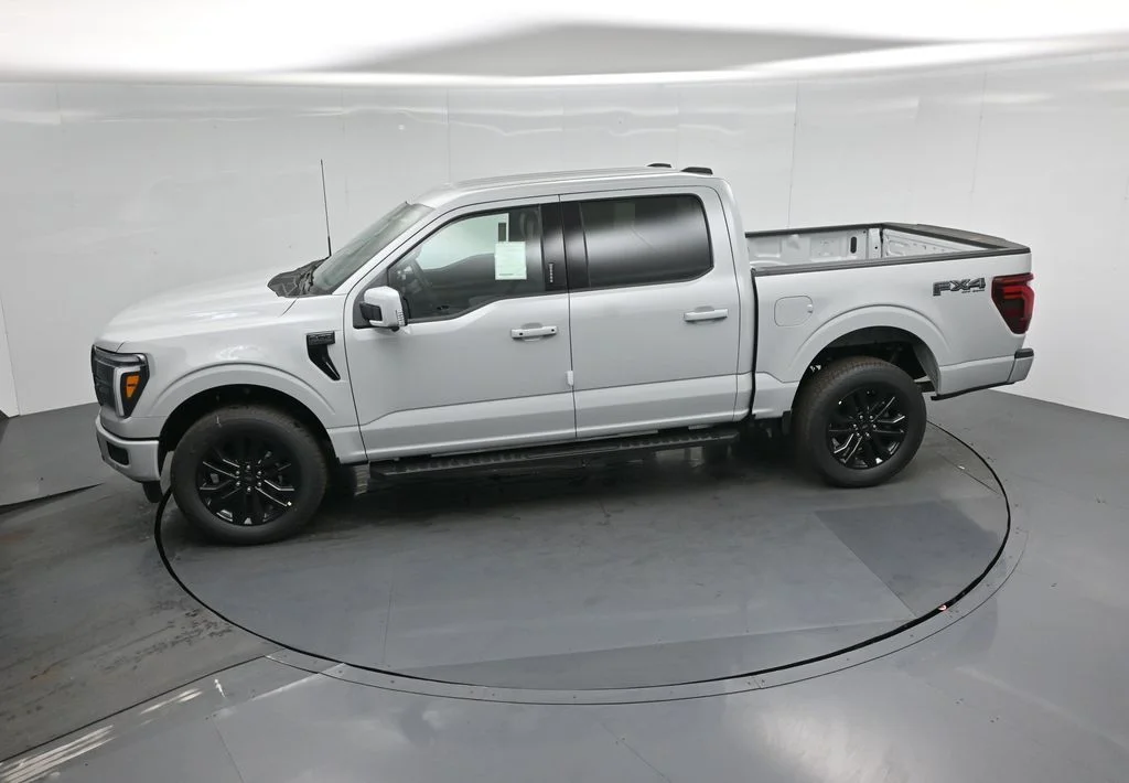 New 2026 Avalanche Ford Lariat image 41