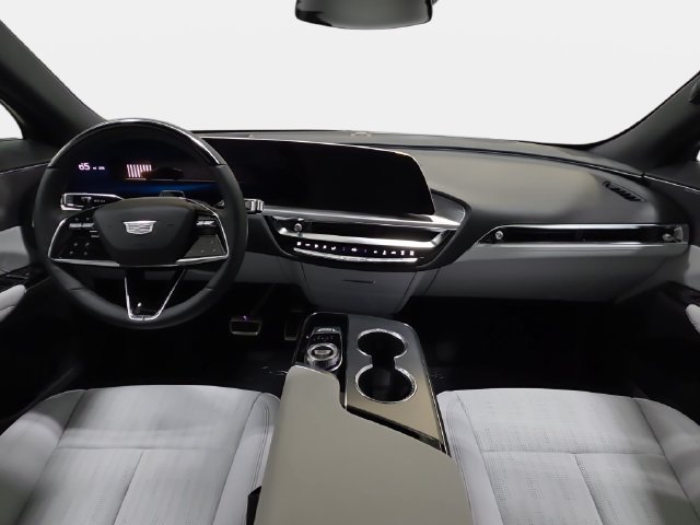 2027 Cadillac LYRIQ Luxury - Photo 9