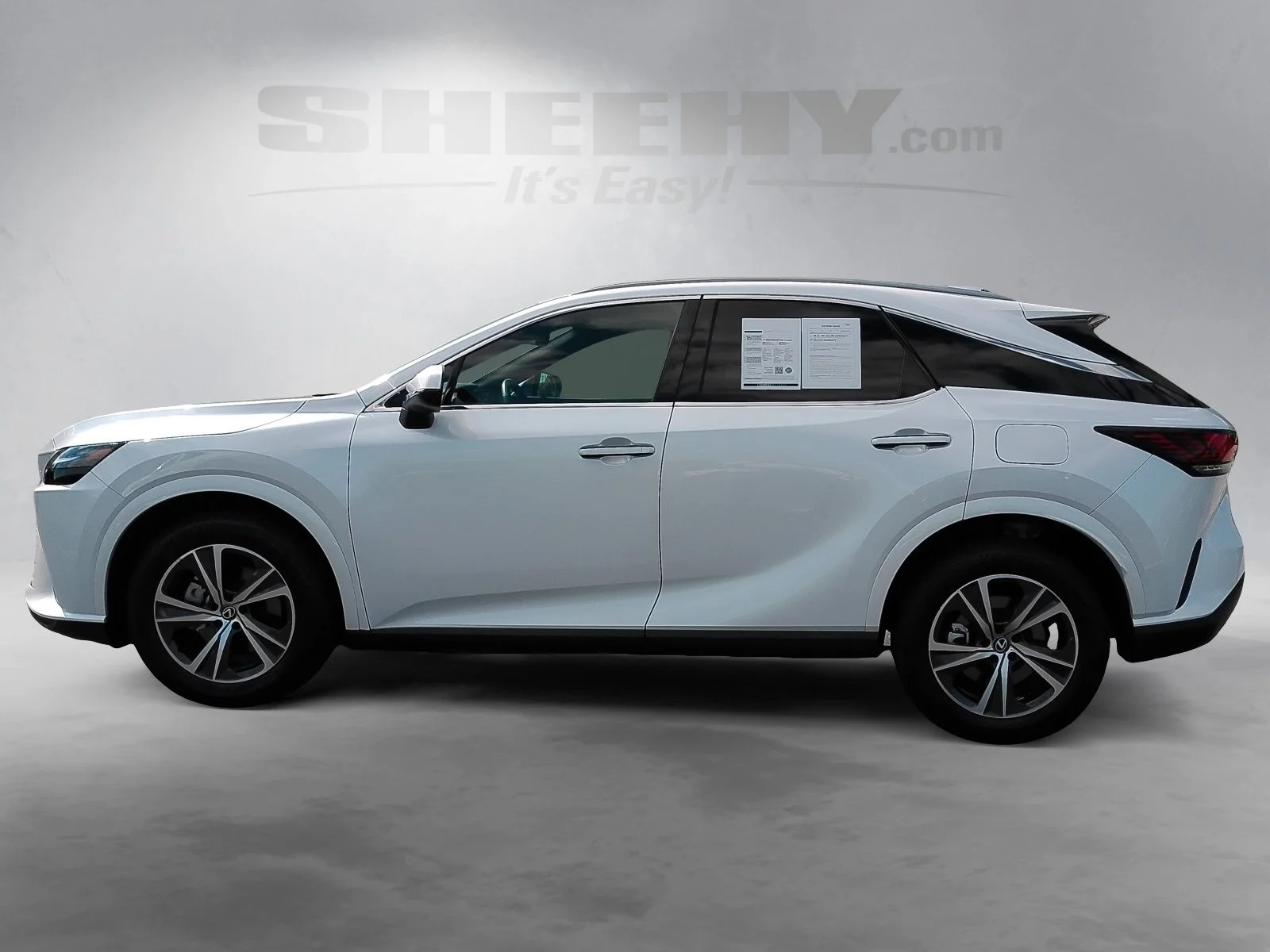 Used 2024 White Lexus 350h Premium image 16