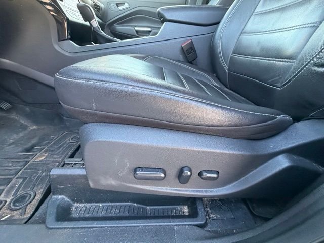 Used 2017 White Ford Titanium image 9