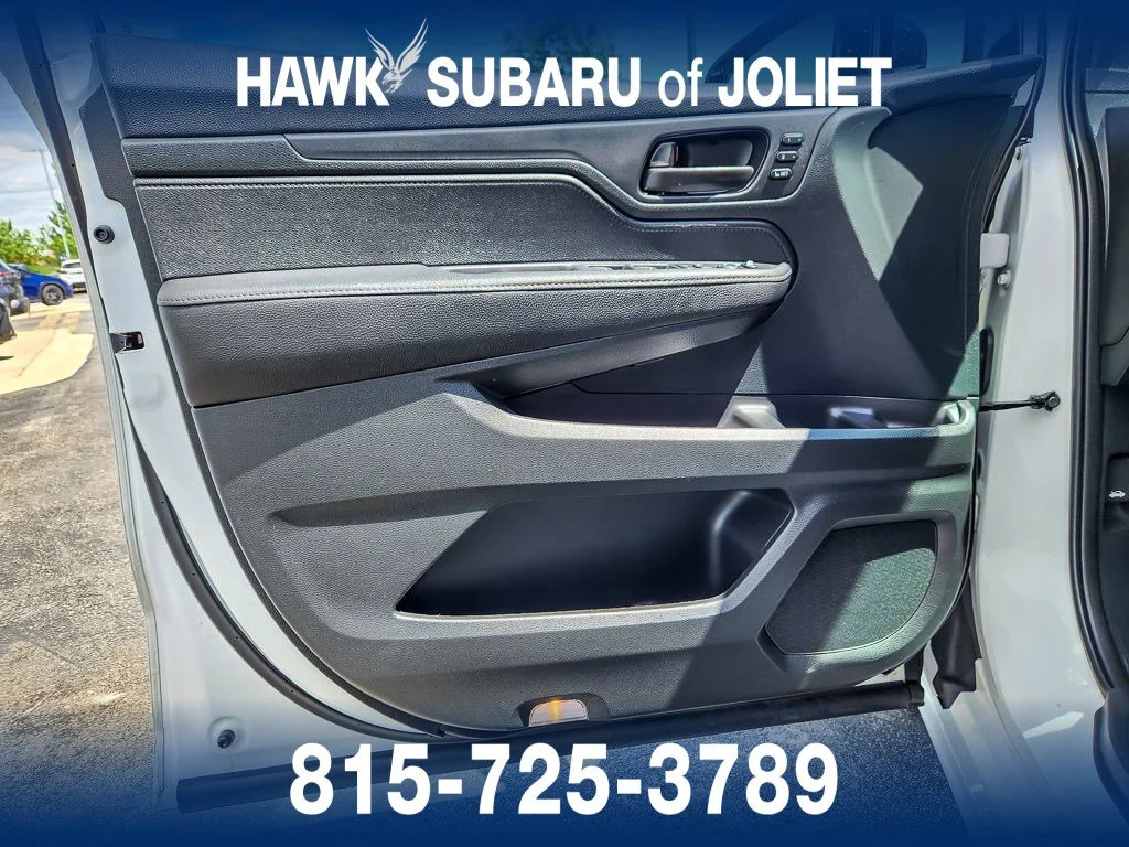 Used 2023 Platinum White Pearl Honda Sport image 16