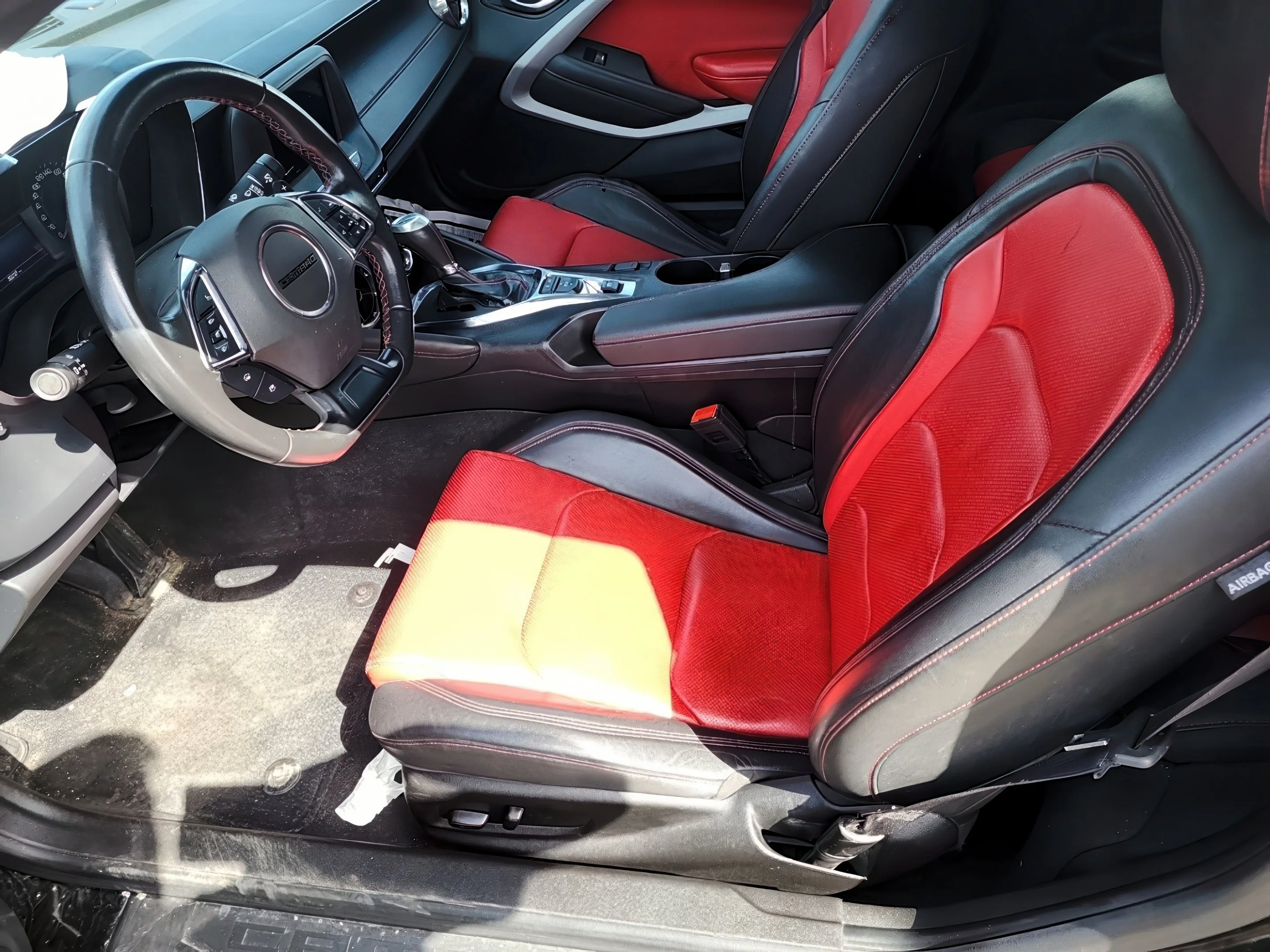 Used 2023 Black Chevrolet 2LT image 7