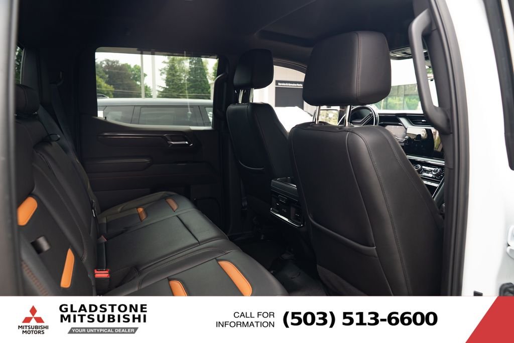 Used 2022 Summit White GMC AT4 image 27