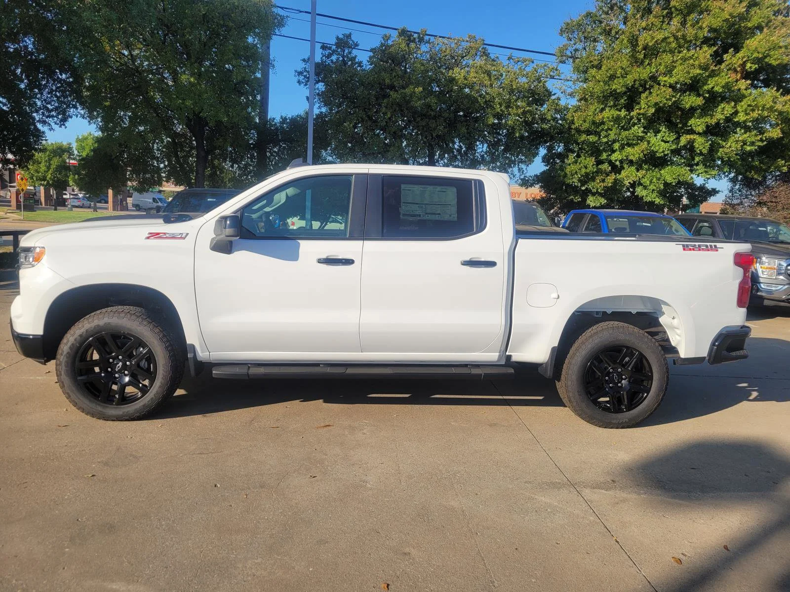 2026 Chevrolet Silverado 1500 LT Trail Boss - Photo 2