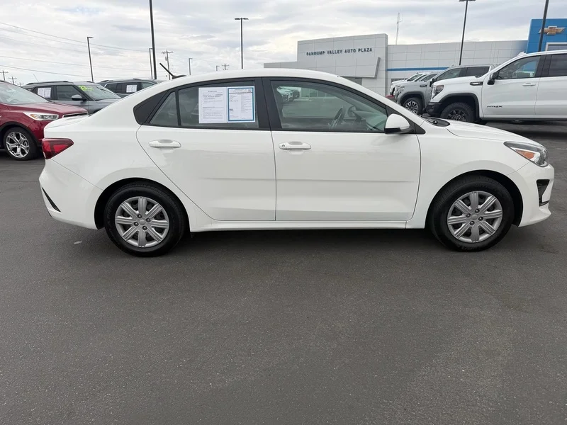Used 2022 Clear White Kia LX image 2