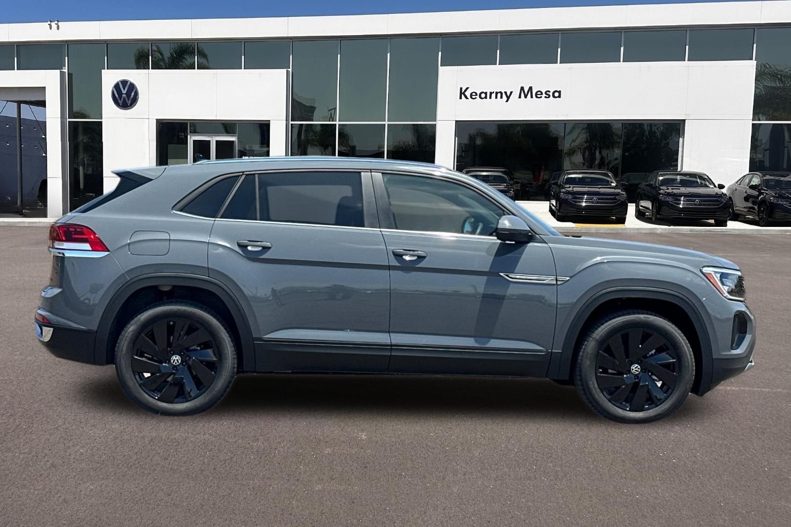 New 2026 Pure Gray Volkswagen 2.0T SE w/Technology image 3