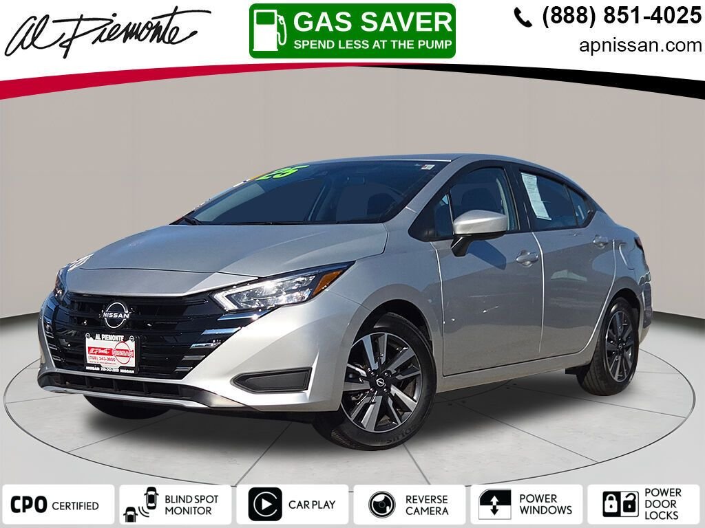 2025 Nissan Versa 1.6 SV CVT's photo