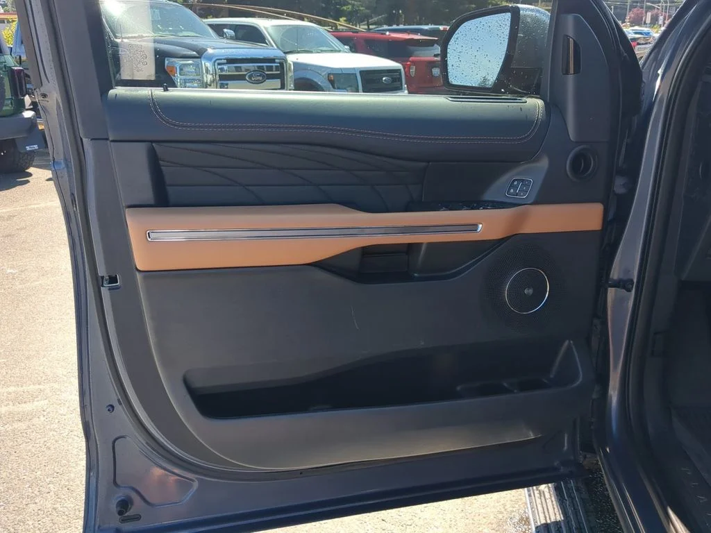 Used 2022 Blue Ford Platinum image 13
