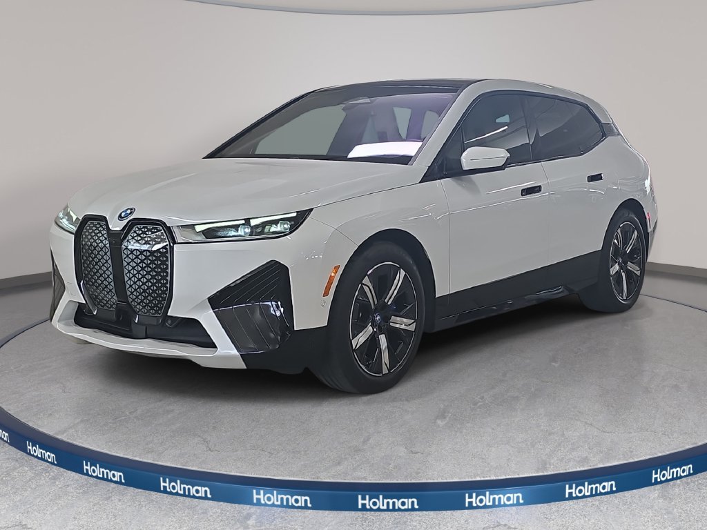 Certified Used 2022 Mineral White Metallic BMW xDrive50 image 1
