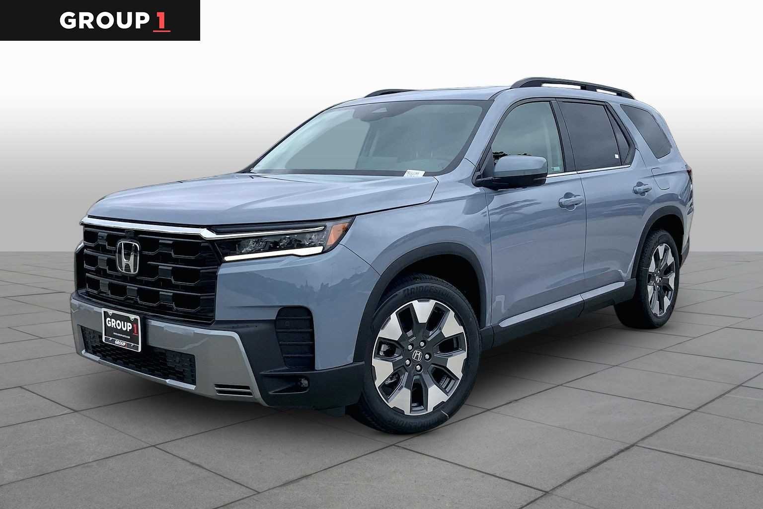 2026 Honda Pilot Touring AWD's photo