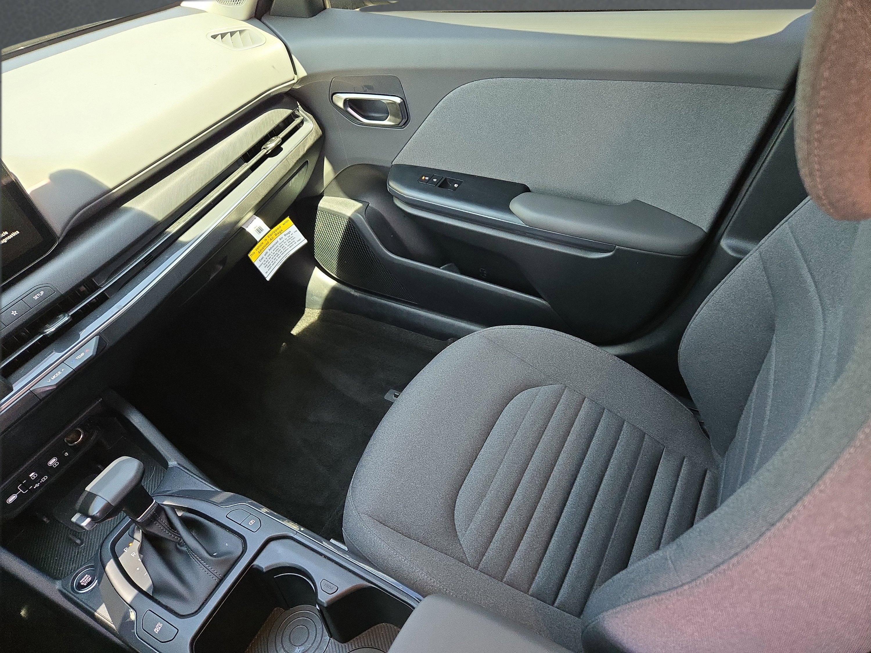2025 Kia K4 EX - Photo 17
