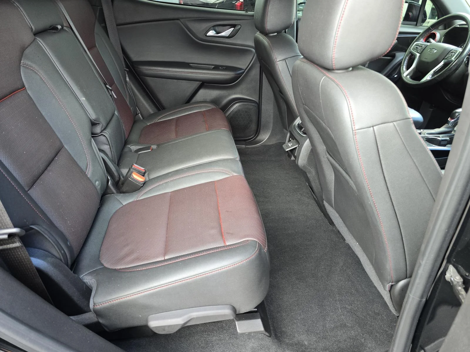 Used 2022 BLACK Chevrolet RS image 19