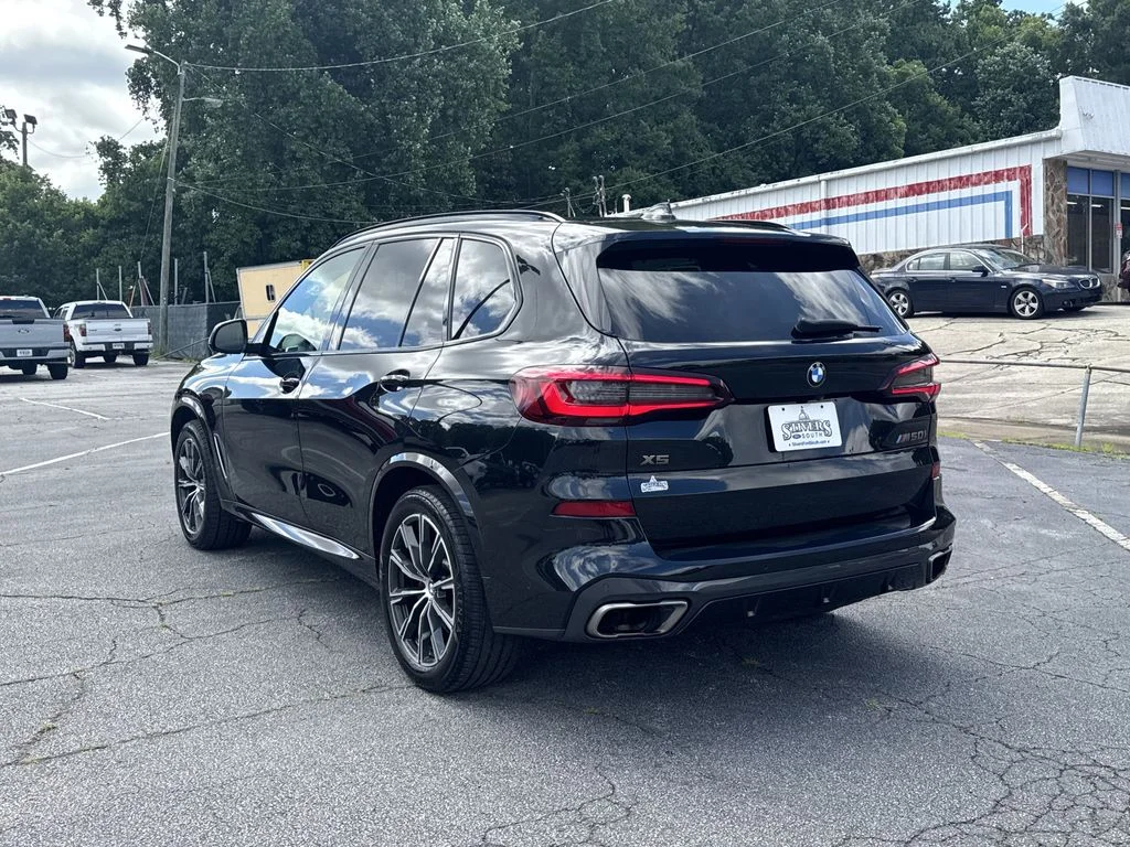 Used 2021 Black BMW M50i image 5