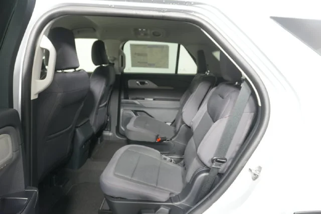 New 2026 Space White Metallic Ford Active image 23