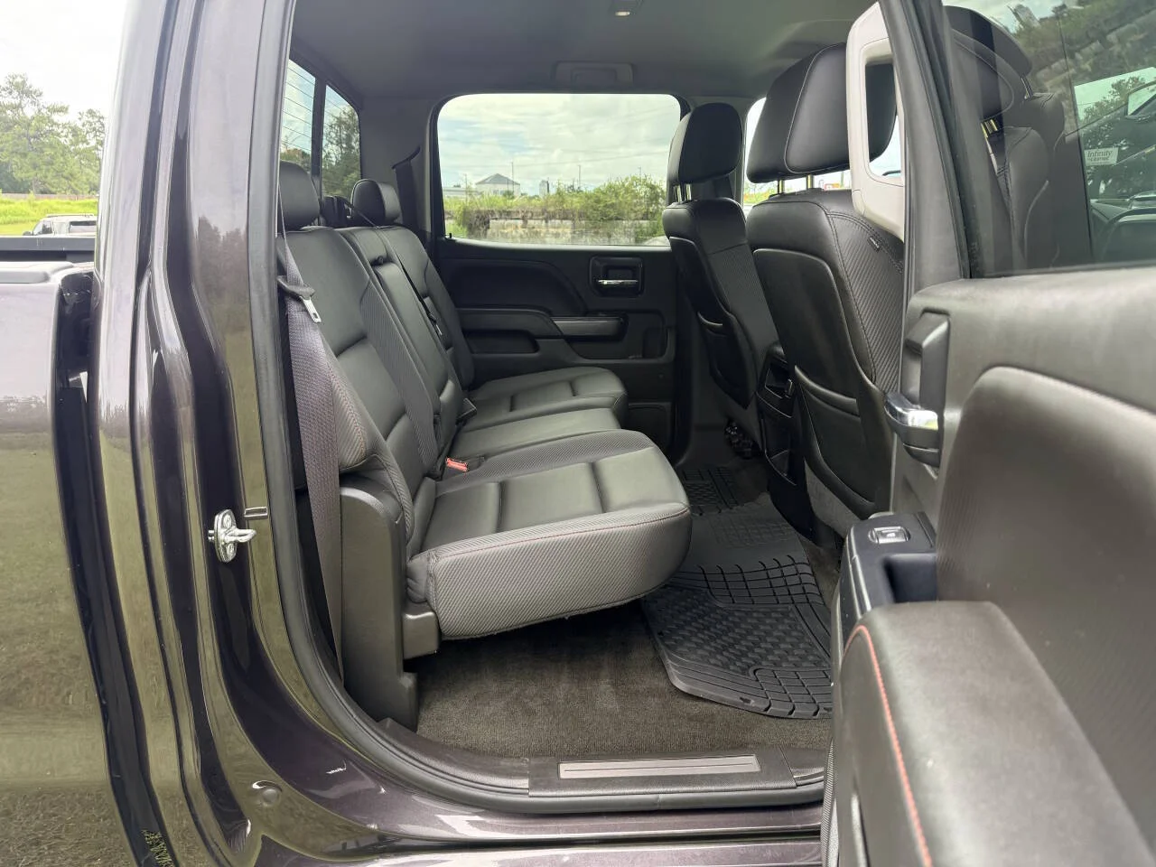 Used 2015 Gray GMC SLT 4x4 4dr Crew Cab 5.8 ft. SB image 24