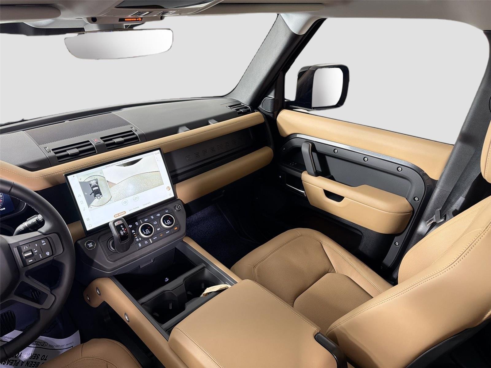 New 2026 CARPATHIAN GREY Land Rover X-Dynamic SE image 23