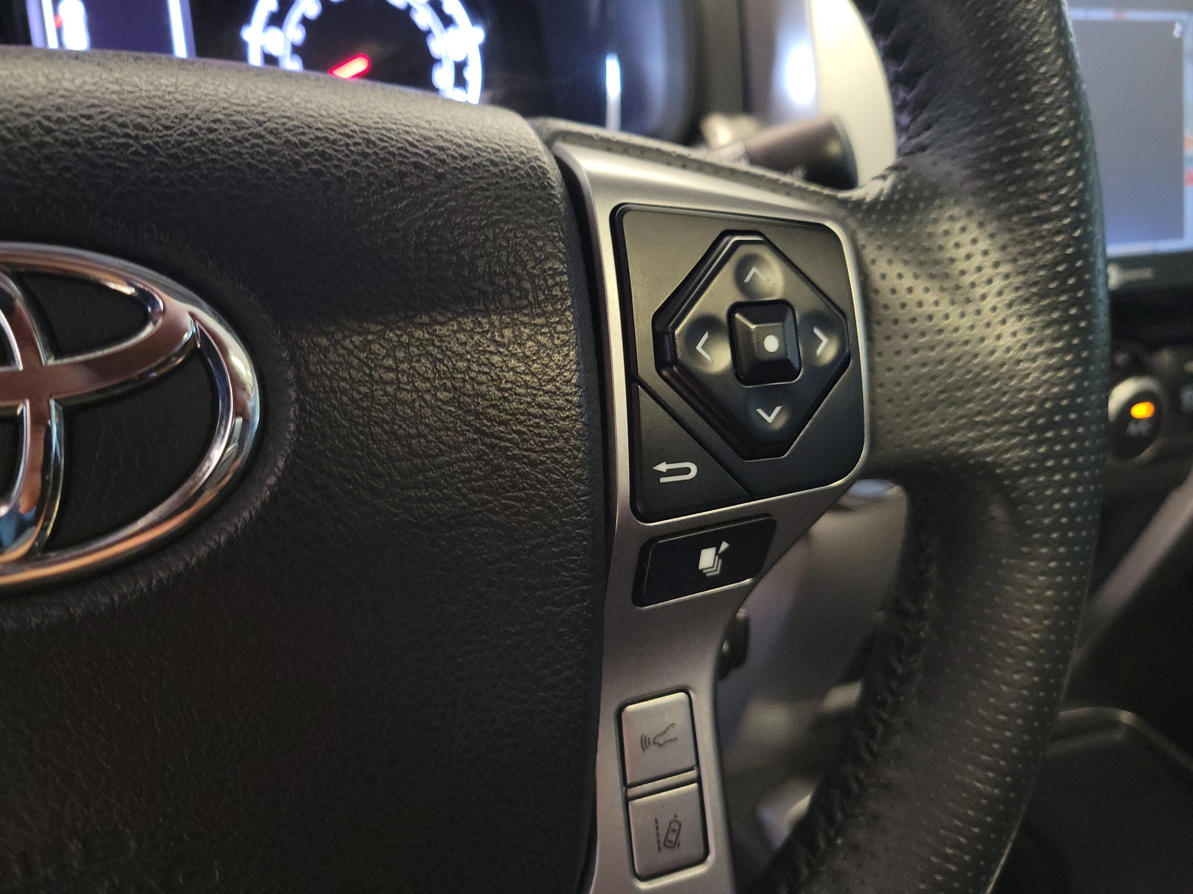 Used 2021 Magnetic Gray Metallic Toyota SR5 Premium image 32