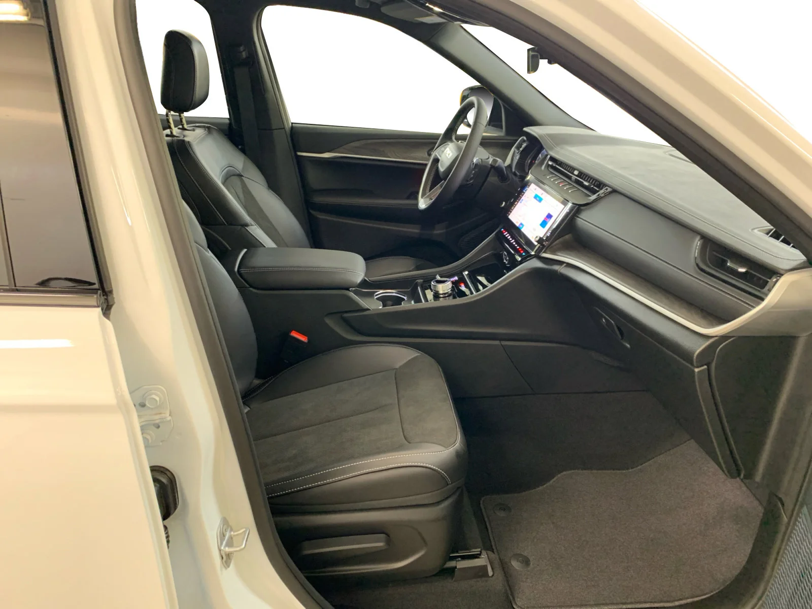 New 2026 Bright White Jeep Altitude image 17