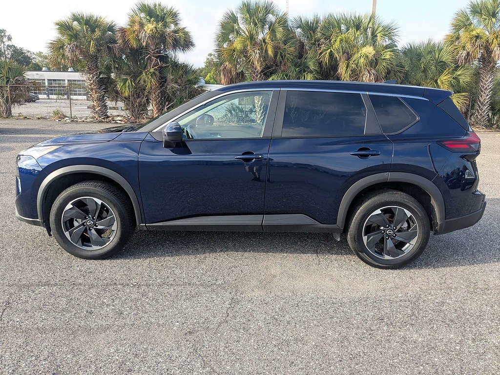 2025 Nissan Rogue SV - Photo 7