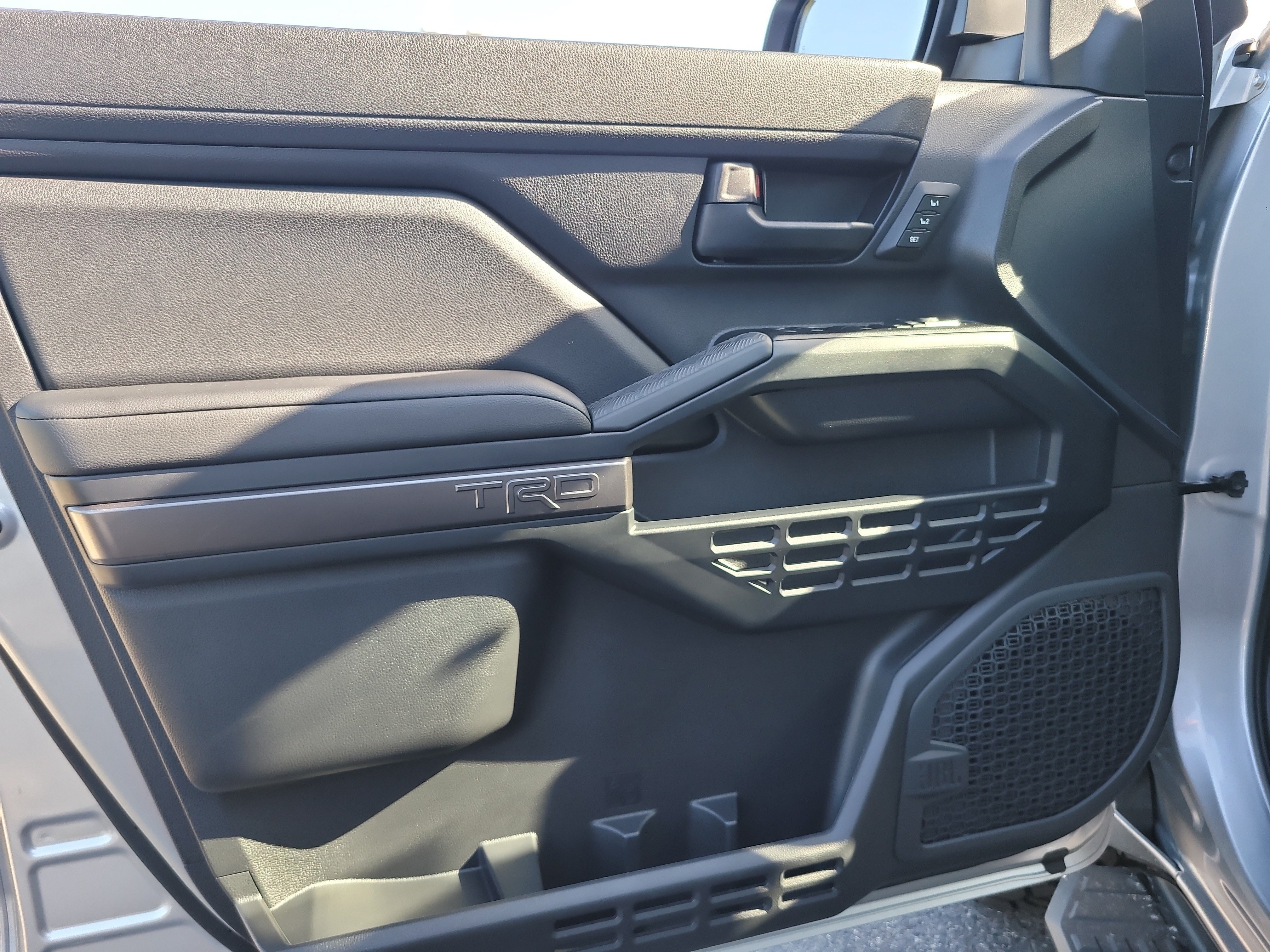 Used 2026 Cutting Edge Toyota SR5 image 15