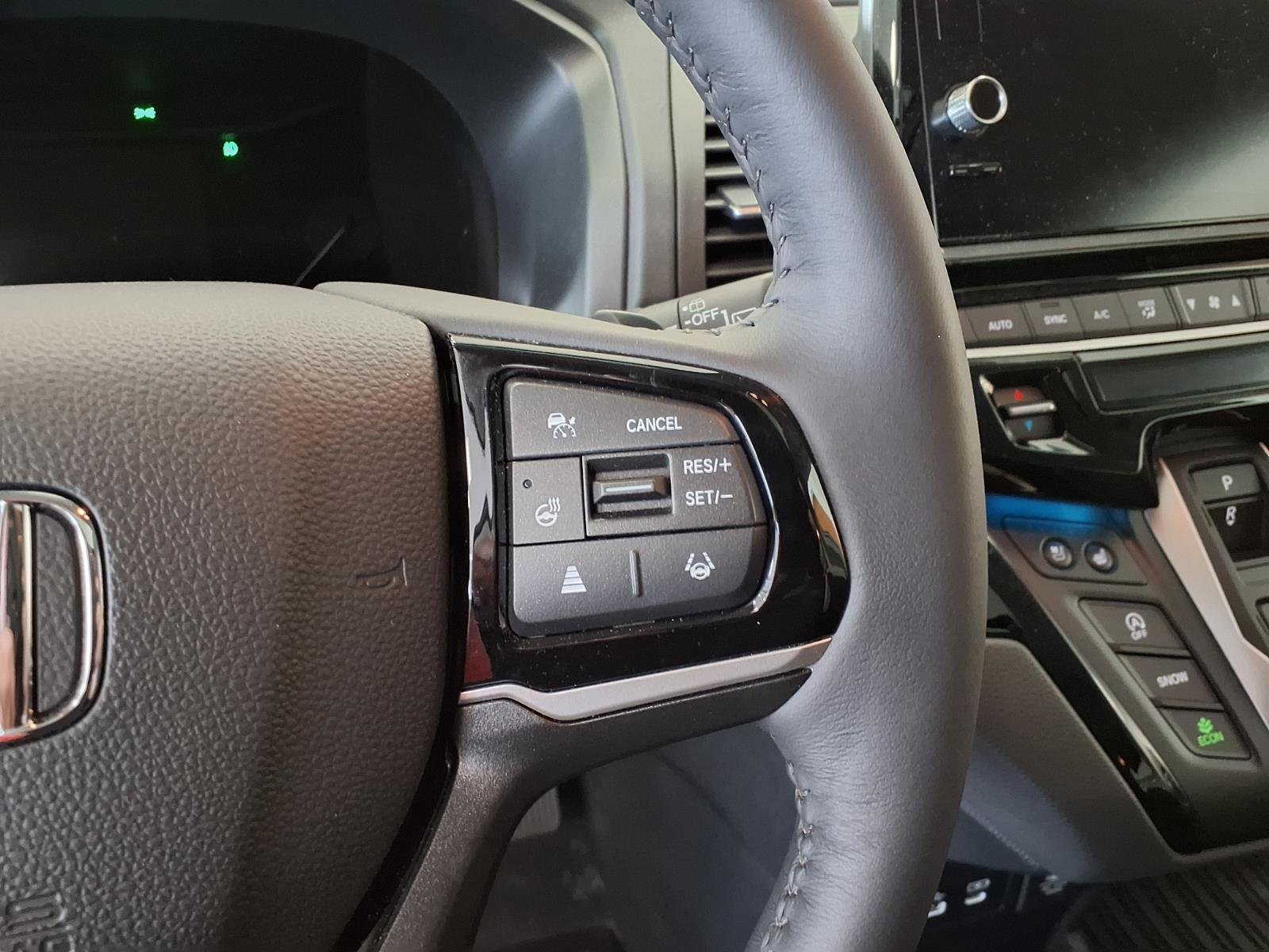 2026 Honda Odyssey Elite - Photo 15