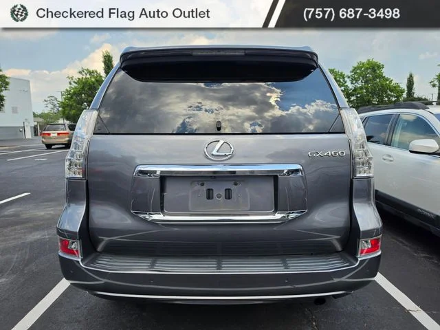 Used 2015 Nebula Gray Pearl Lexus 460 Luxury image 5