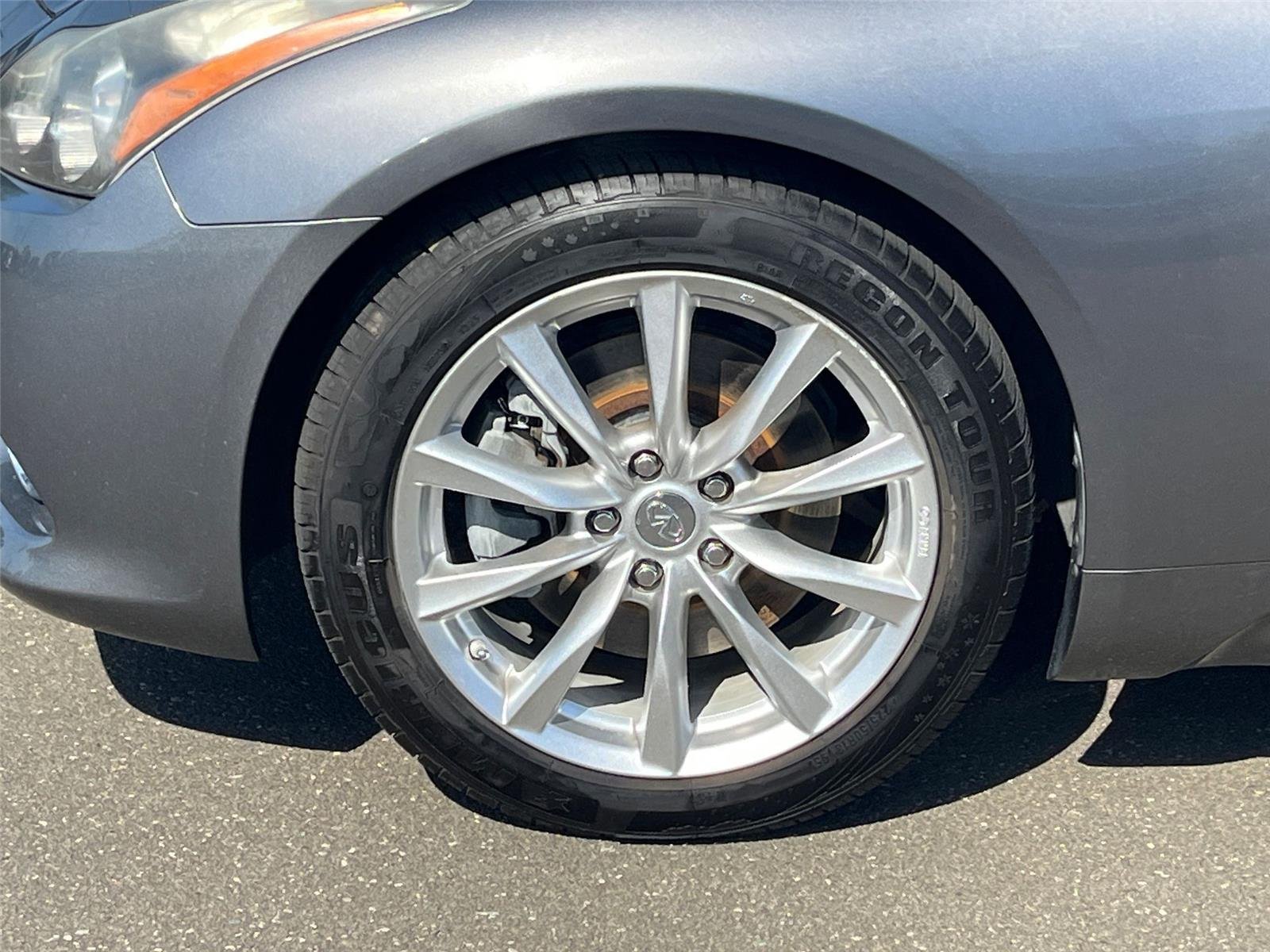 Used 2012 Graphite Shadow INFINITI Journey image 12