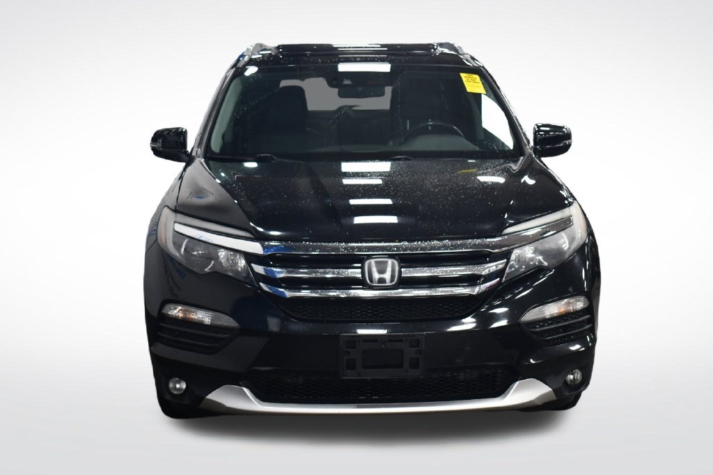 Certified 2017 Honda Pilot Elite with VIN 5FNYF6H05HB004938 for sale in Mentor, OH