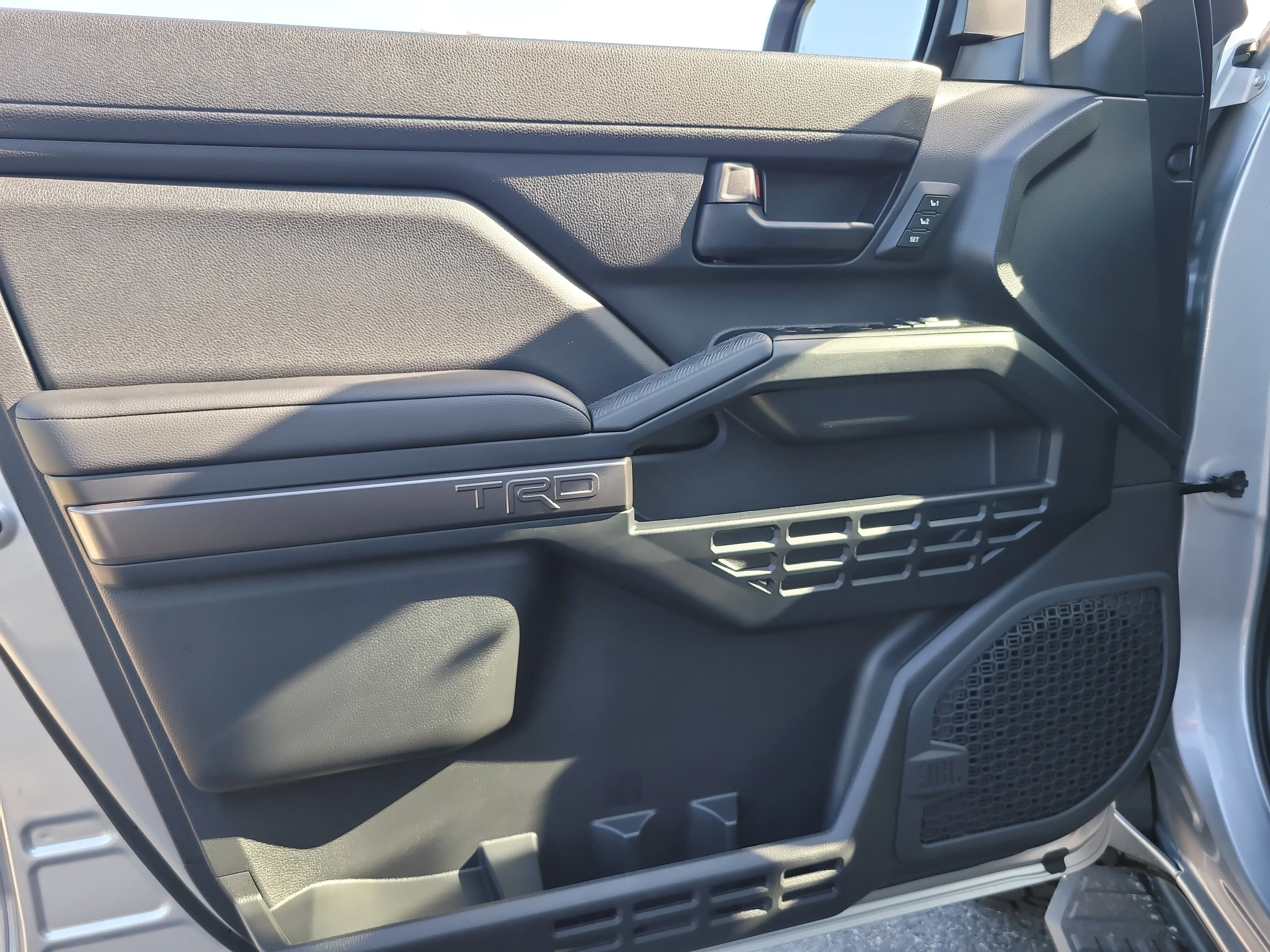 Used 2026 Cutting Edge Toyota SR5 image 15