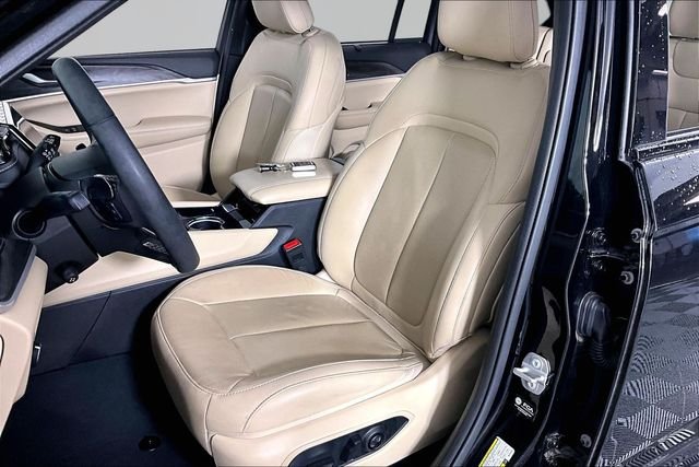 Used 2022 Black Jeep 4xe image 19