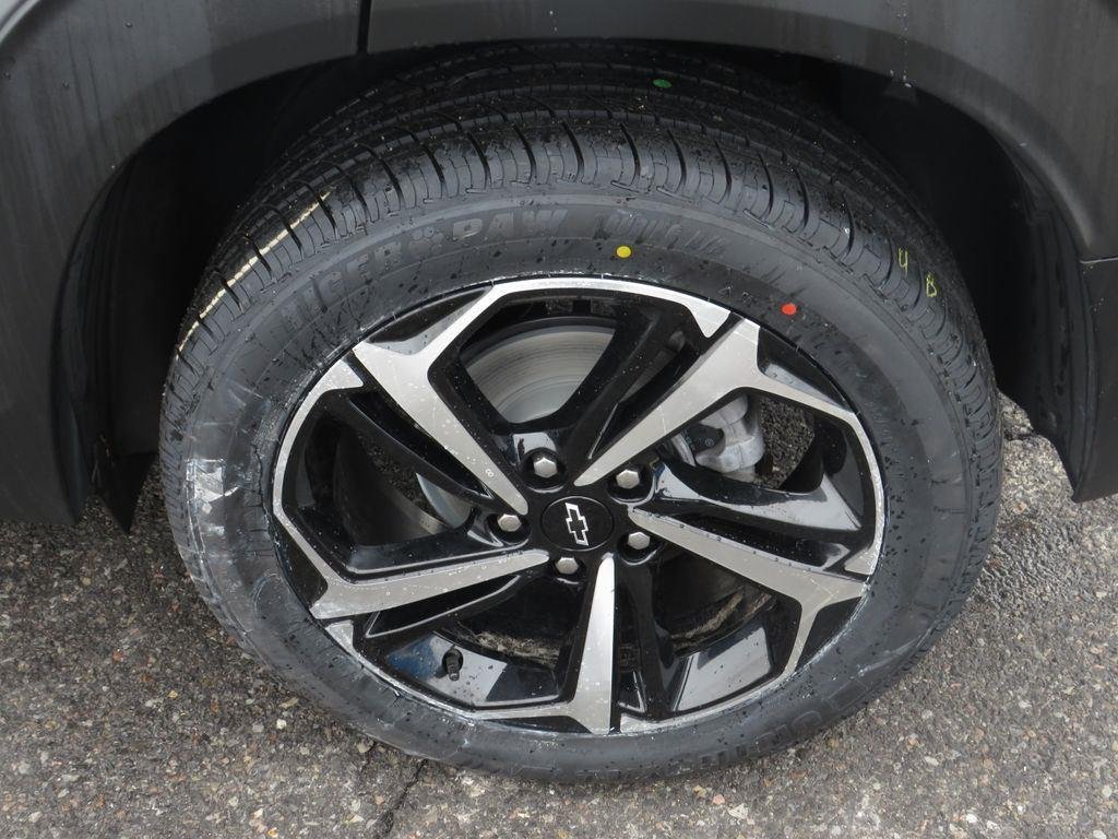 Used 2023 Sterling Gray Metallic Chevrolet RS image 11